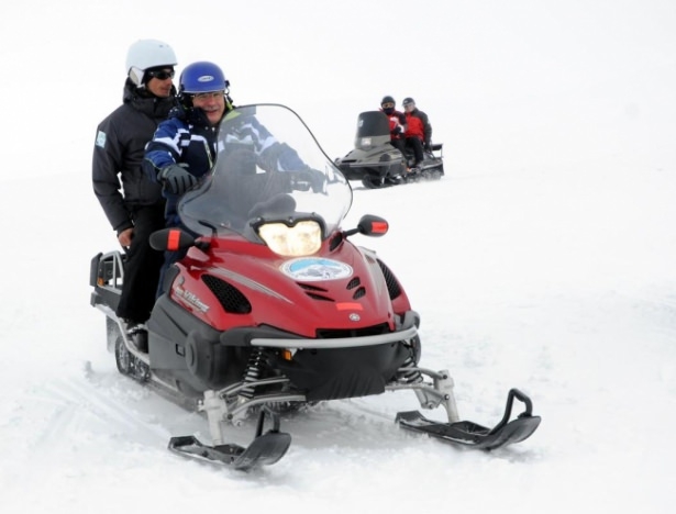 Görmediğiniz fotoğraflarla Ahmet Davutoğlu 23