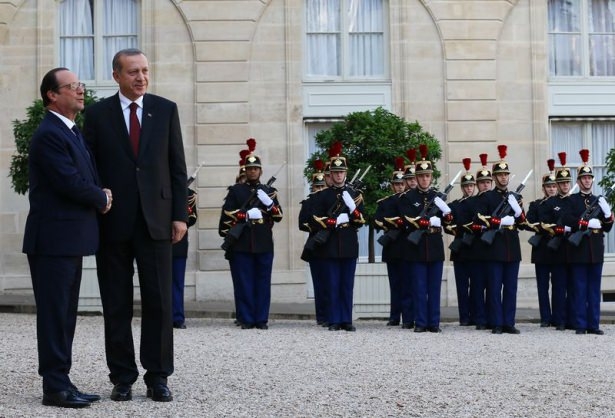 Cumhurbaşkanı Erdoğan Fransa'da 3