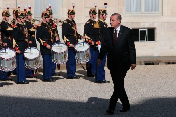 Cumhurbaşkanı Erdoğan Fransa'da 8