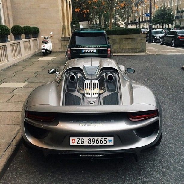 Görenleri hayran bırakan otomobiller 16