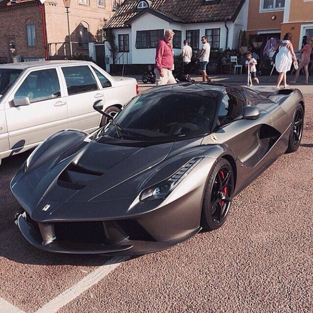 Görenleri hayran bırakan otomobiller 20