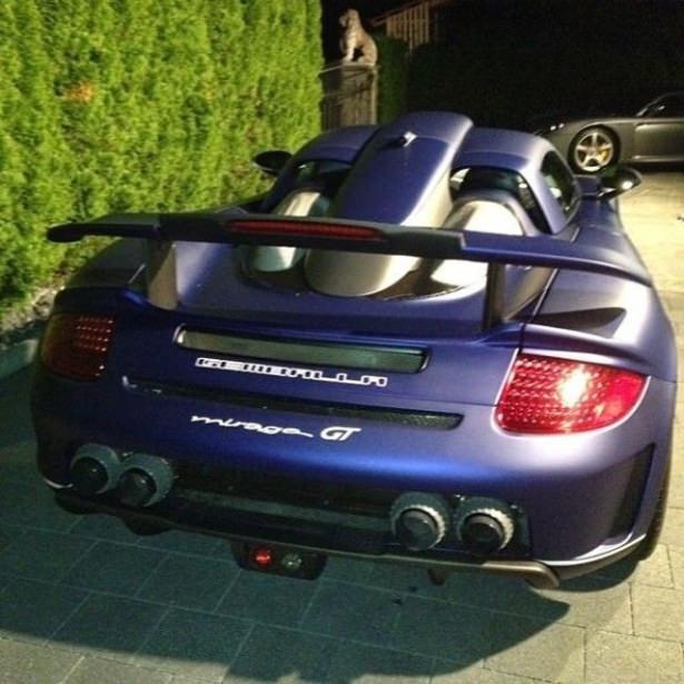 Görenleri hayran bırakan otomobiller 27