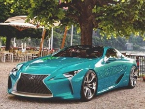 Görenleri hayran bırakan otomobiller