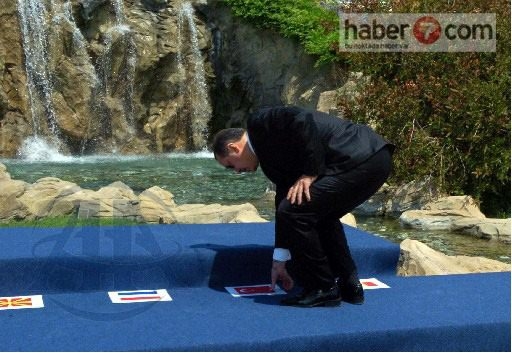 Dünden bugüne Ak Parti 107