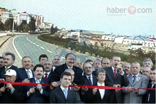 Dünden bugüne Ak Parti 53