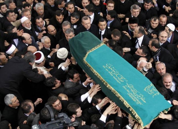 Dünden bugüne Ak Parti 60