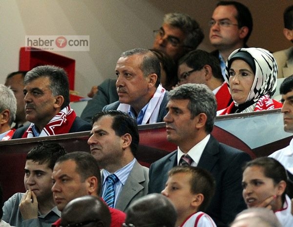 Dünden bugüne Ak Parti 62