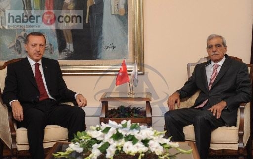 Dünden bugüne Ak Parti 76