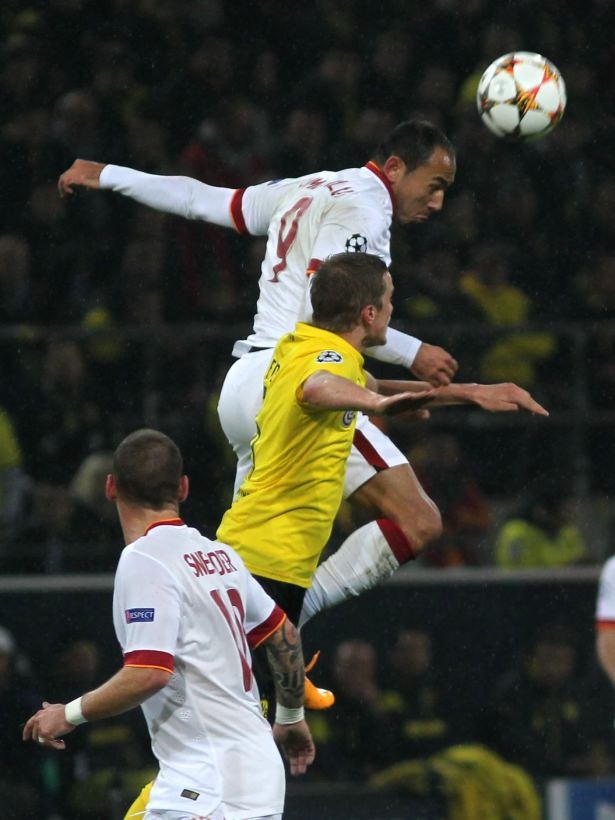 Cimbom yine yeni yeniden bozgun yedi! 15