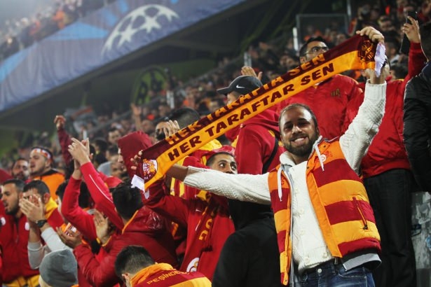 Cimbom yine yeni yeniden bozgun yedi! 45