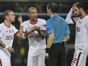 Cimbom yine yeni yeniden bozgun yedi!