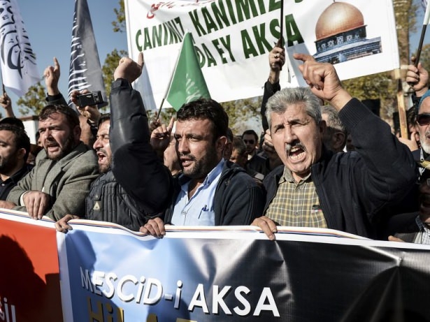 Türkiye 'Kahrolsun İsrail' sloganlarıyla inledi 15