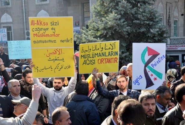 Türkiye 'Kahrolsun İsrail' sloganlarıyla inledi 46