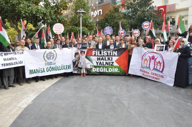 Türkiye 'Kahrolsun İsrail' sloganlarıyla inledi 57