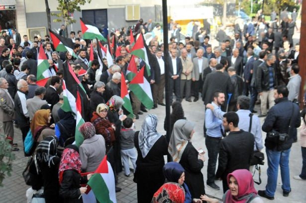 Türkiye 'Kahrolsun İsrail' sloganlarıyla inledi 91