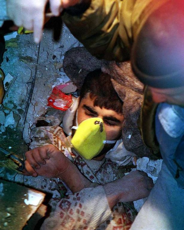 O depremin üzerinden 15 yıl geçti 23