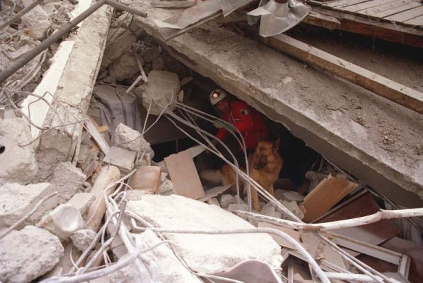 O depremin üzerinden 15 yıl geçti 25