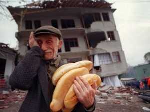 O depremin üzerinden 15 yıl geçti