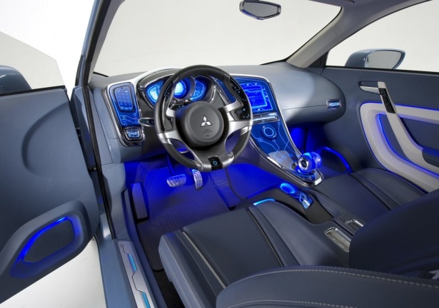 3 TL ile 160 km yol yapan otomobil 18