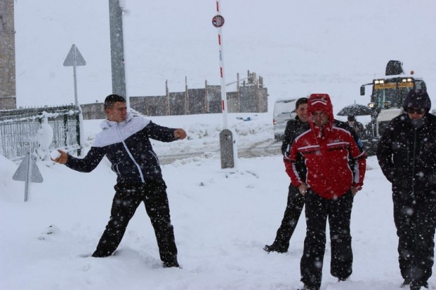 Kar kalınlığı 10 santimetreyi geçti! 14