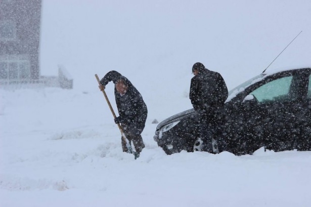 Kar kalınlığı 10 santimetreyi geçti! 17