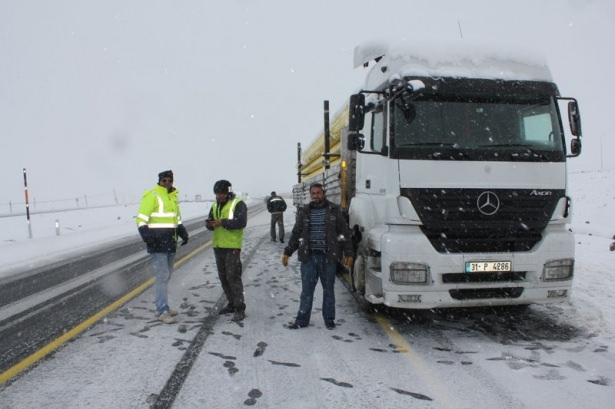 Kar kalınlığı 10 santimetreyi geçti! 5