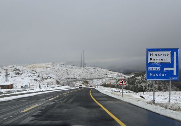 Kar kalınlığı 10 santimetreyi geçti! 8