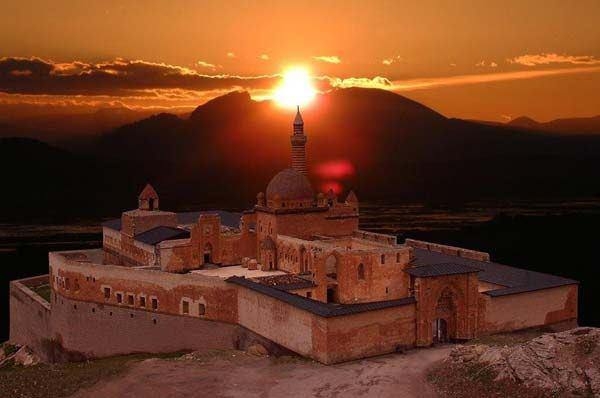 İsimleri Cumhuriyet ile değişen iller 8