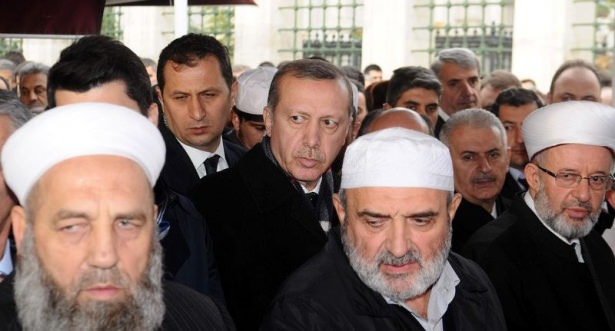 Erdoğan'dan hocası Öztürk'e son görev 9