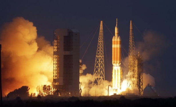 NASA, Orion'un test uçuşuna başladı 21