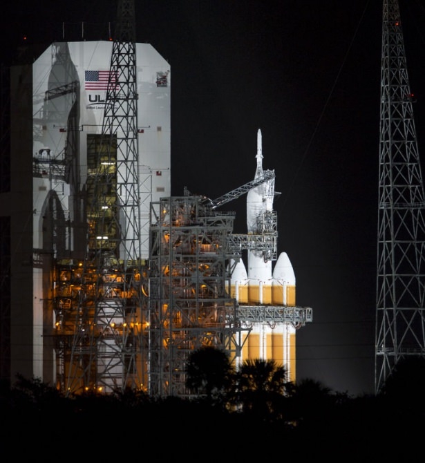 NASA, Orion'un test uçuşuna başladı 5