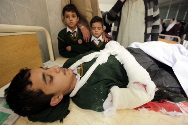 Taliban okul bastı: 500 öğrenciyi rehin aldı 6