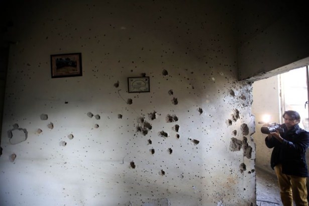 Pakistan'da kana bulanmış sınıflar! 35