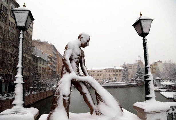 Türkiye'de hayran bırakan kar manzaraları 42