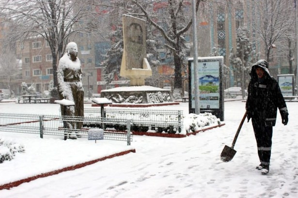 Türkiye'de hayran bırakan kar manzaraları 77