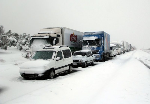 Yurttan kış manzaraları 118