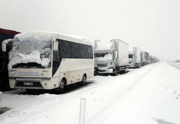 Yurttan kış manzaraları 119