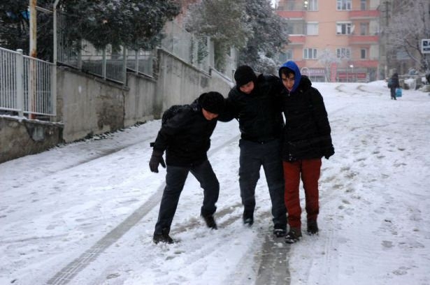 Yurttan kış manzaraları 121