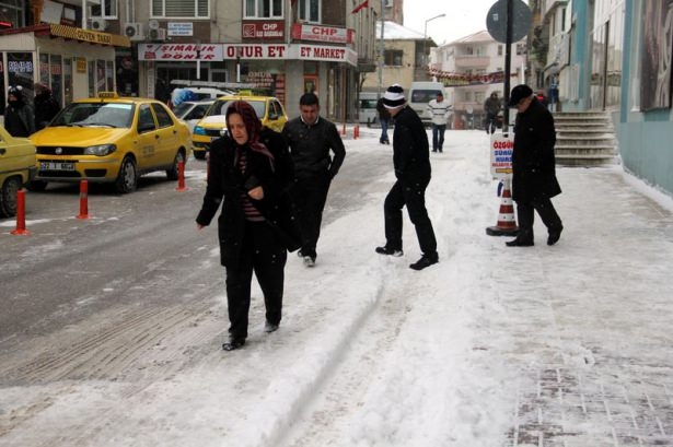 Yurttan kış manzaraları 78