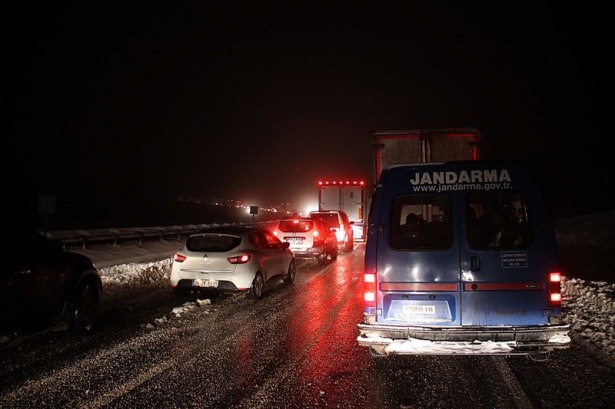 Yurttan kış manzaraları 85