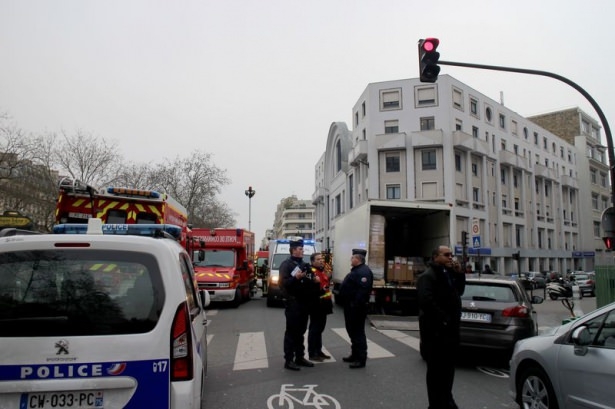 Paris'te mizah dergisine saldırı: 11 ölü 13