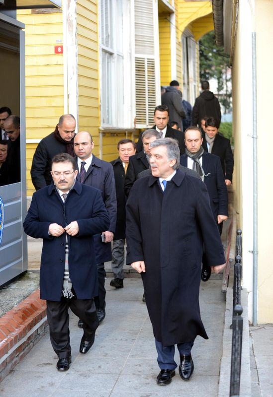 Abdullah Gül'den anlamlı ziyaret 1