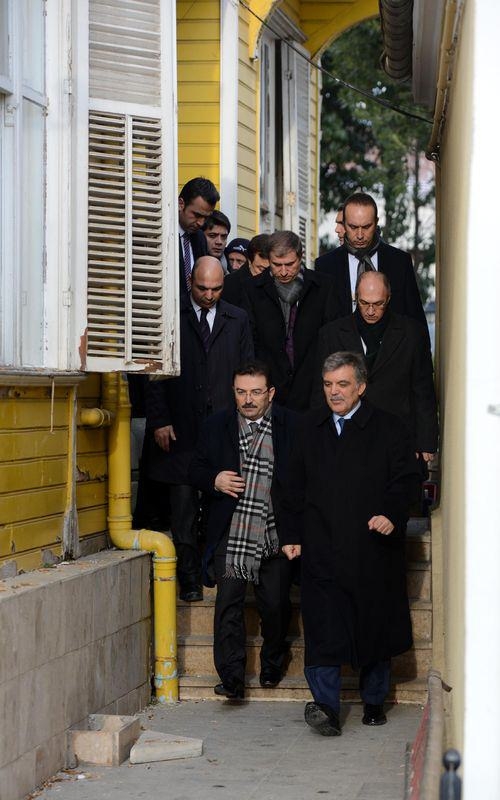 Abdullah Gül'den anlamlı ziyaret 11