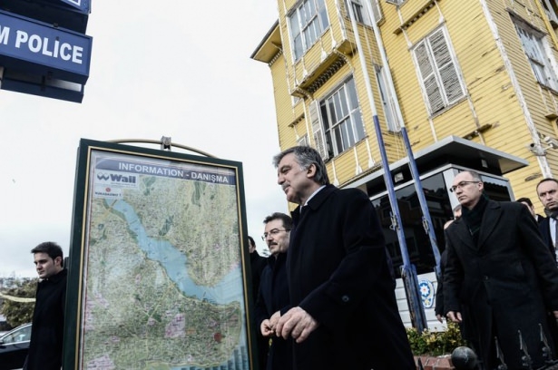 Abdullah Gül'den anlamlı ziyaret 13