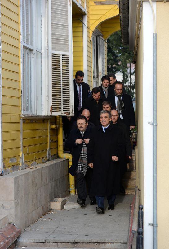 Abdullah Gül'den anlamlı ziyaret 4