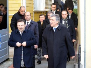 Abdullah Gül'den anlamlı ziyaret