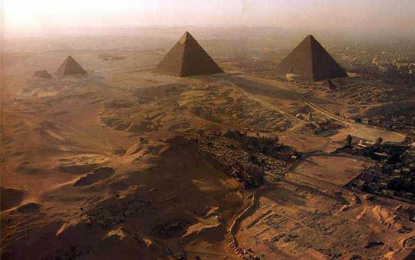 Piramitlerin gizemli tarihi çözüldü! 23