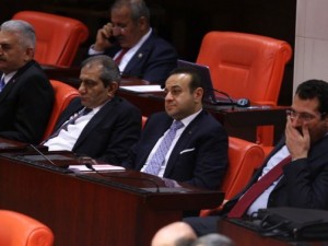 Kare Kare Meclis'te dün gece yaşananlar