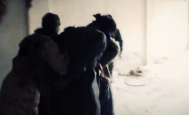 IŞİD´den inanılmaz infaz! (+13) 10