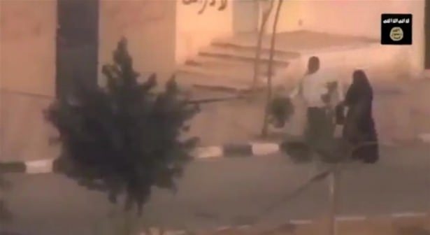 IŞİD´den inanılmaz infaz! (+13) 74